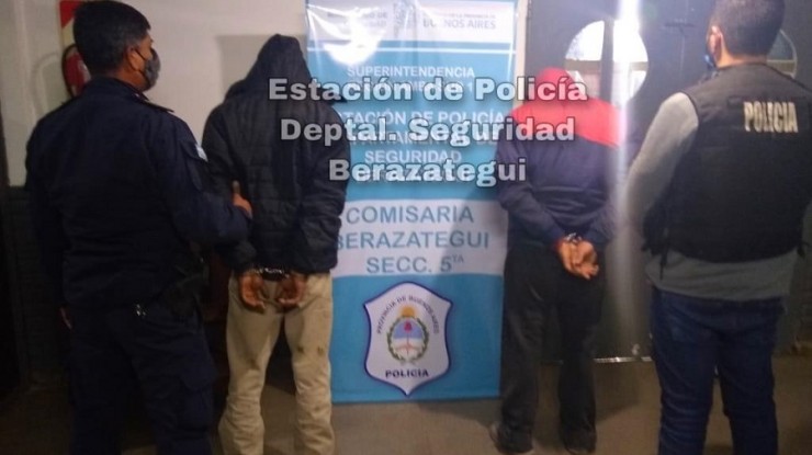 Allanamiento: dos aprehendidos por robo